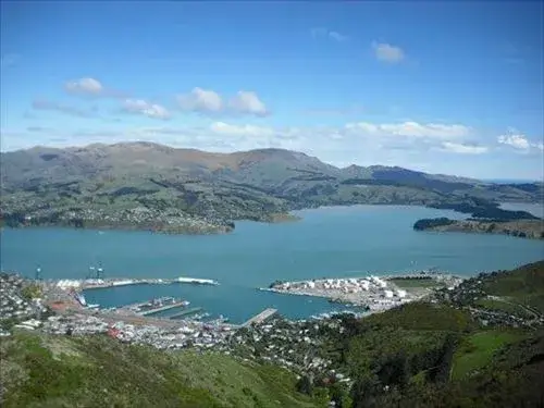 ゴンドラ頂上から見えるリトルトン ゴンドラ頂上から見えるリトルトン側の絶景